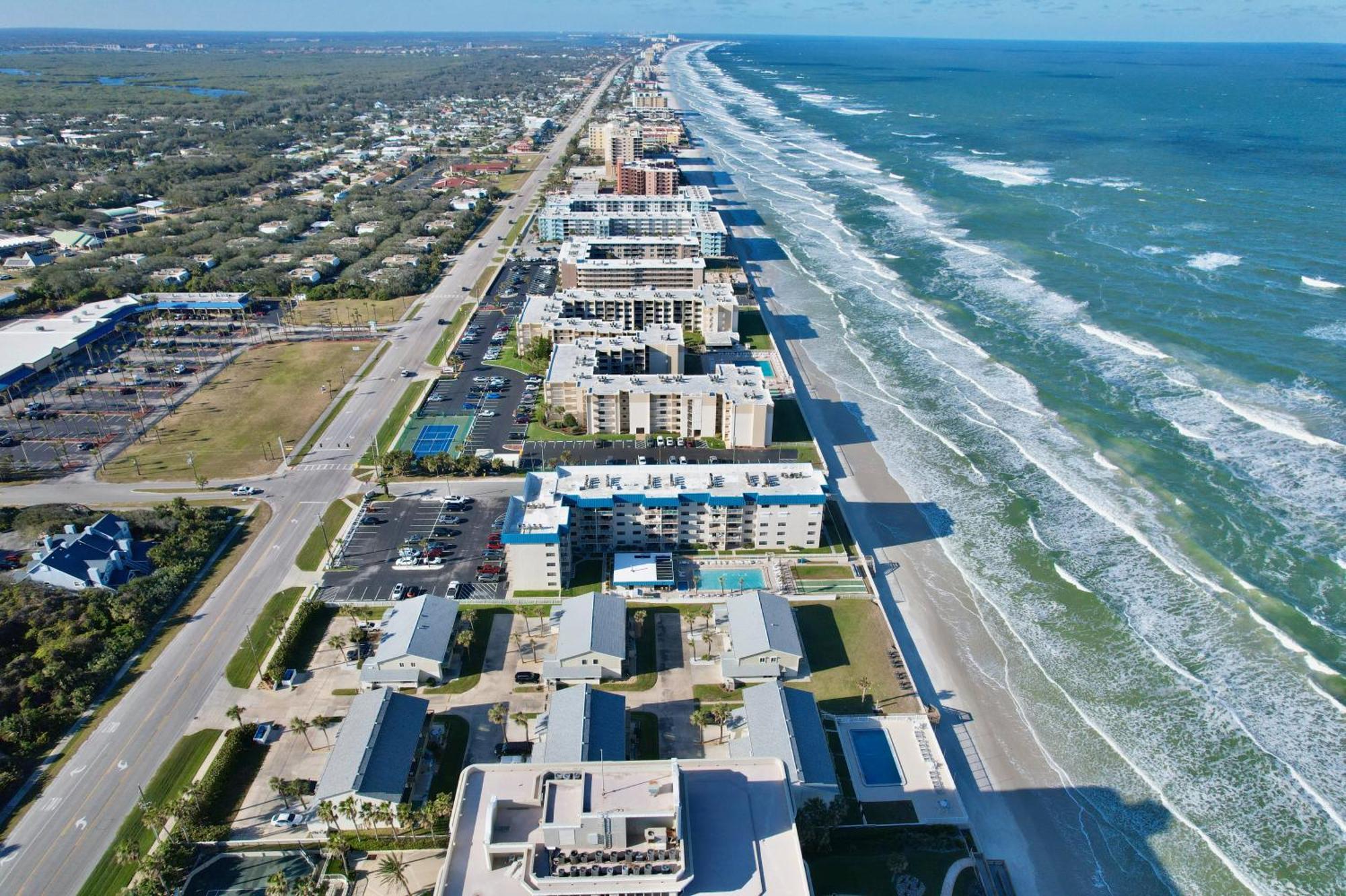 Zen Beach Retreat - Ocean View Townhouse -No Drive Beach New Smyrna Beach Exterior photo